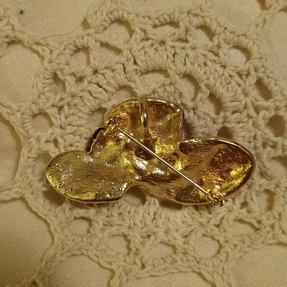 Beautiful Red Stone Embellished Hat Pin/Pendant - Picture 5 of 8